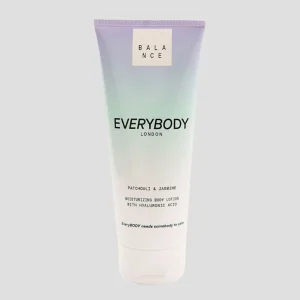 BALANCE kosteuttava vartalovoide hyaluronihapolla Patchouli & Jasmin Everybody Lontoo