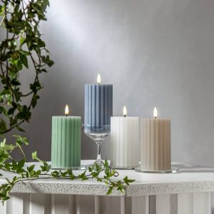 Led-pilarikynttilä Stripe 15cm