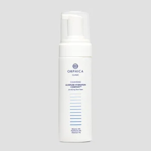 Puhdistusvaahto herkälle ja akneiholle, sisältää betaiinia, pantenolia ja allantoiinia Cleansing Orphica Clinic 150 ml